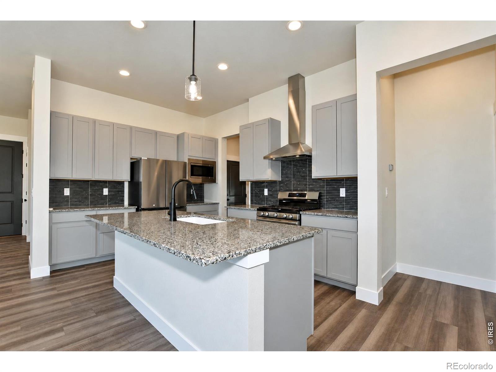 MLS Image #12 for 10531  12th street,greeley, Colorado