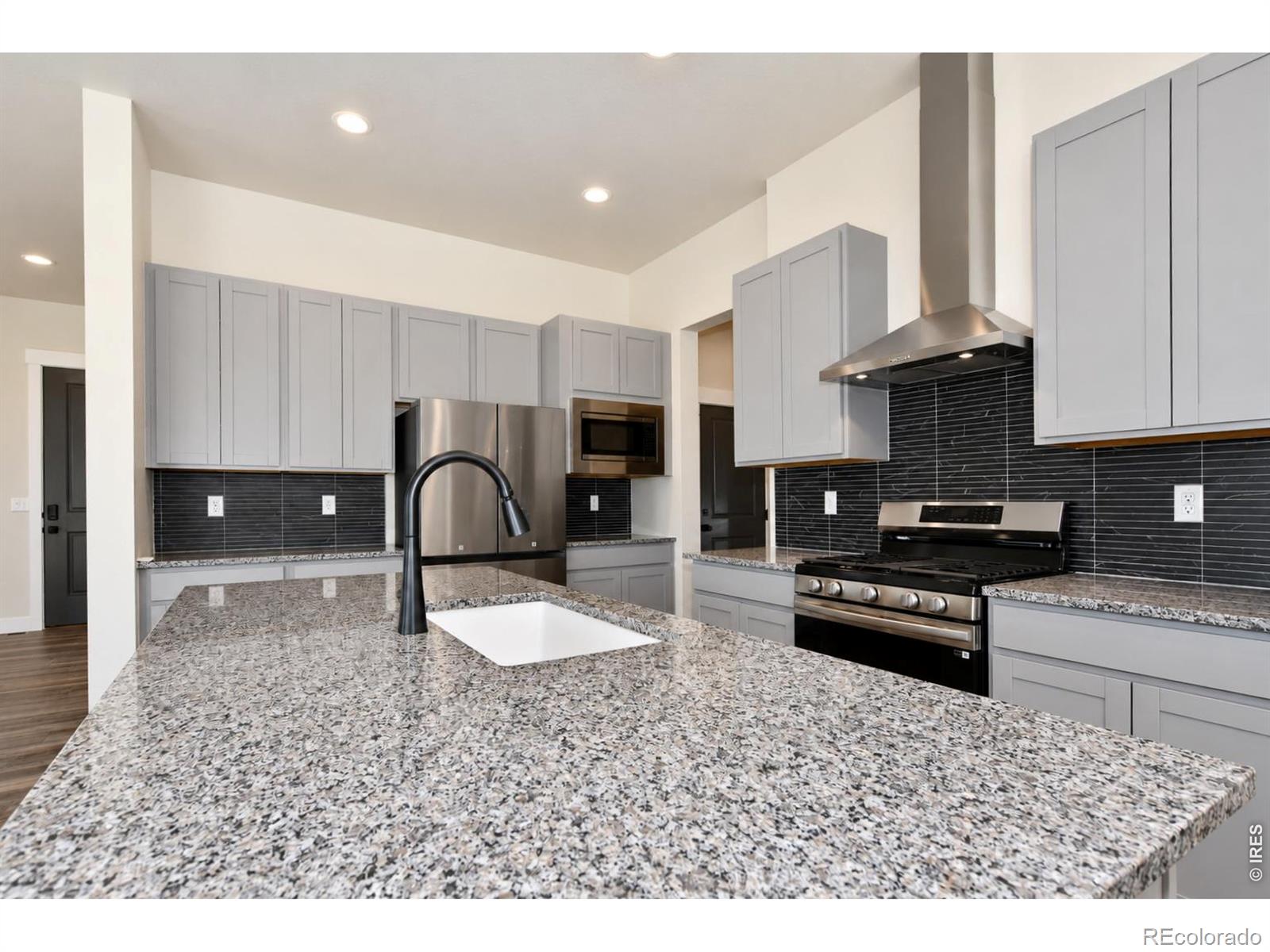MLS Image #17 for 10531  12th street,greeley, Colorado