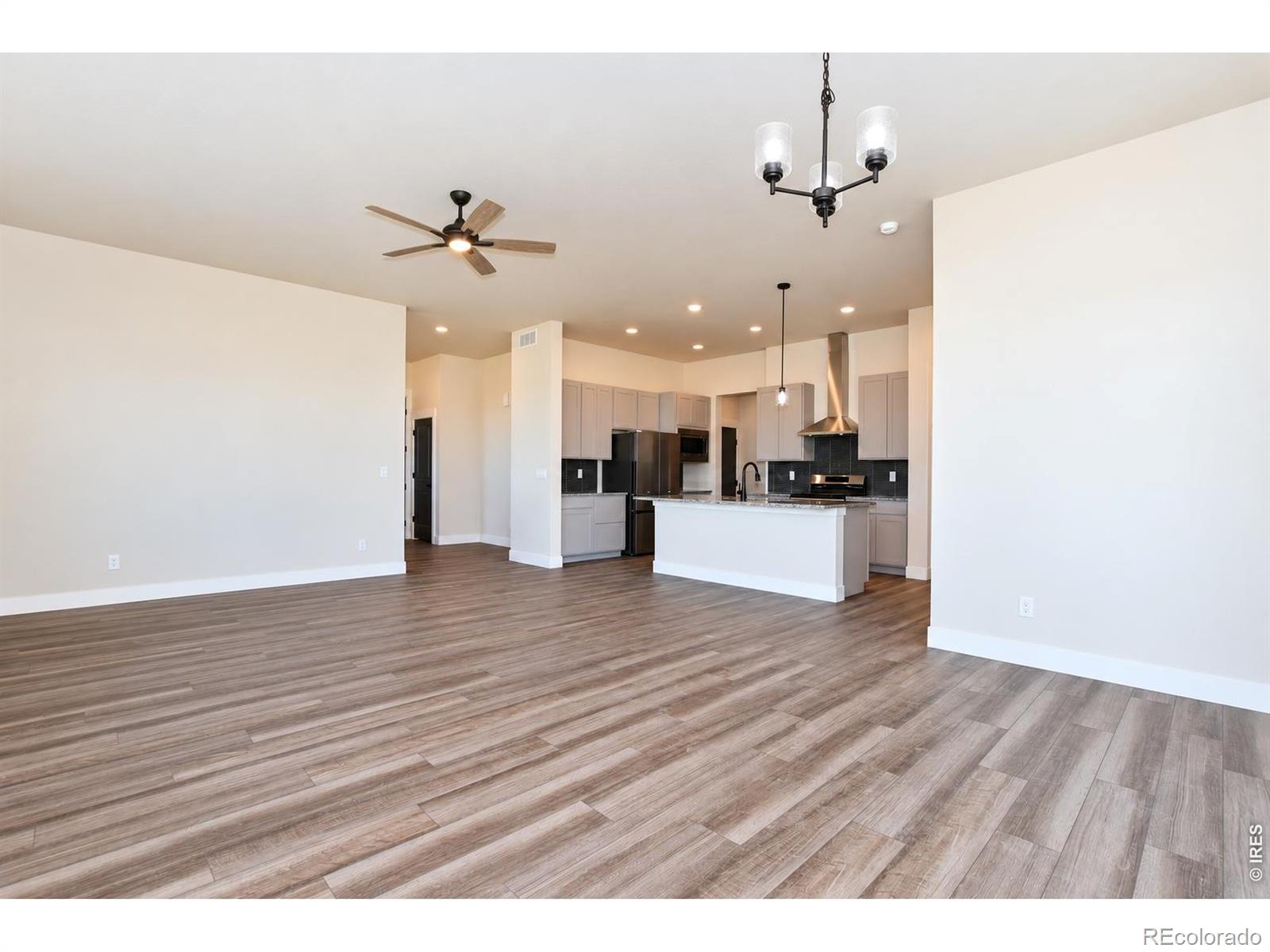 MLS Image #6 for 10531  12th street,greeley, Colorado