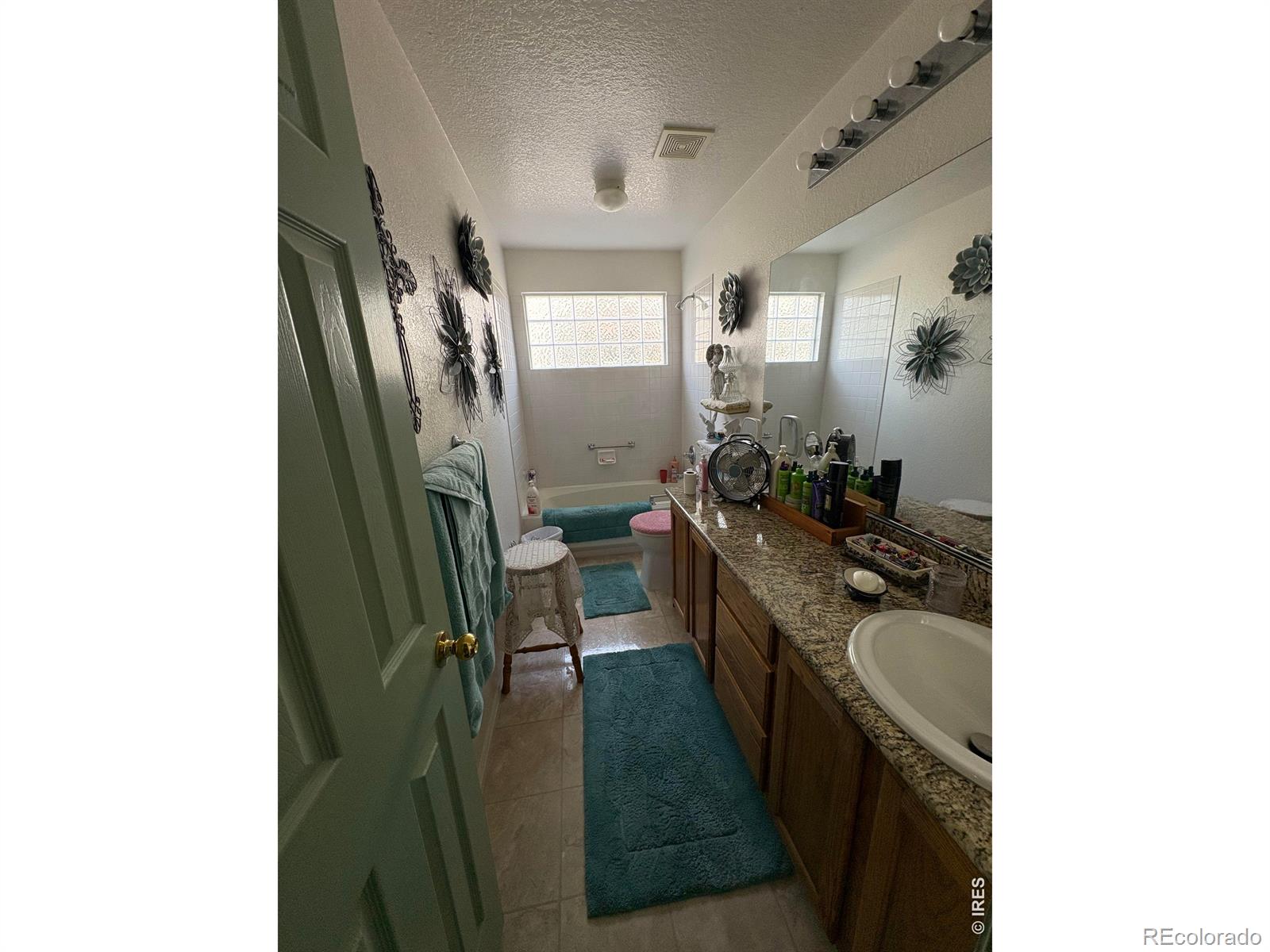 MLS Image #12 for 2451 e 116th way,thornton, Colorado