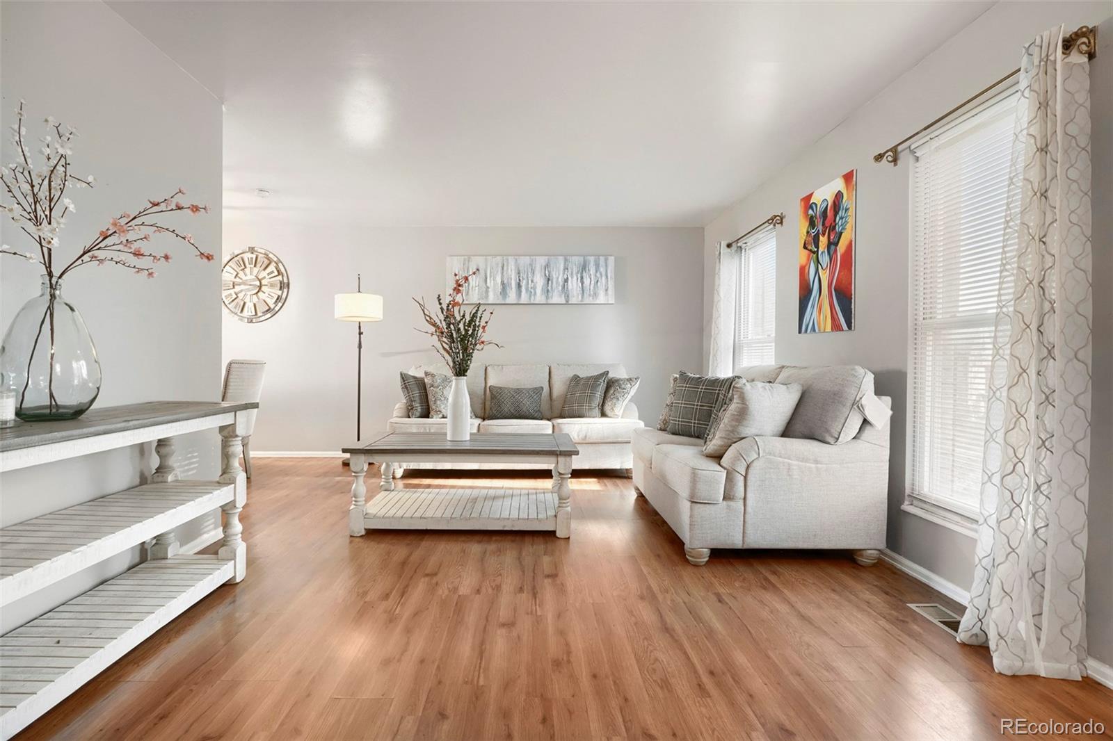 MLS Image #2 for 1082 s nucla street,aurora, Colorado