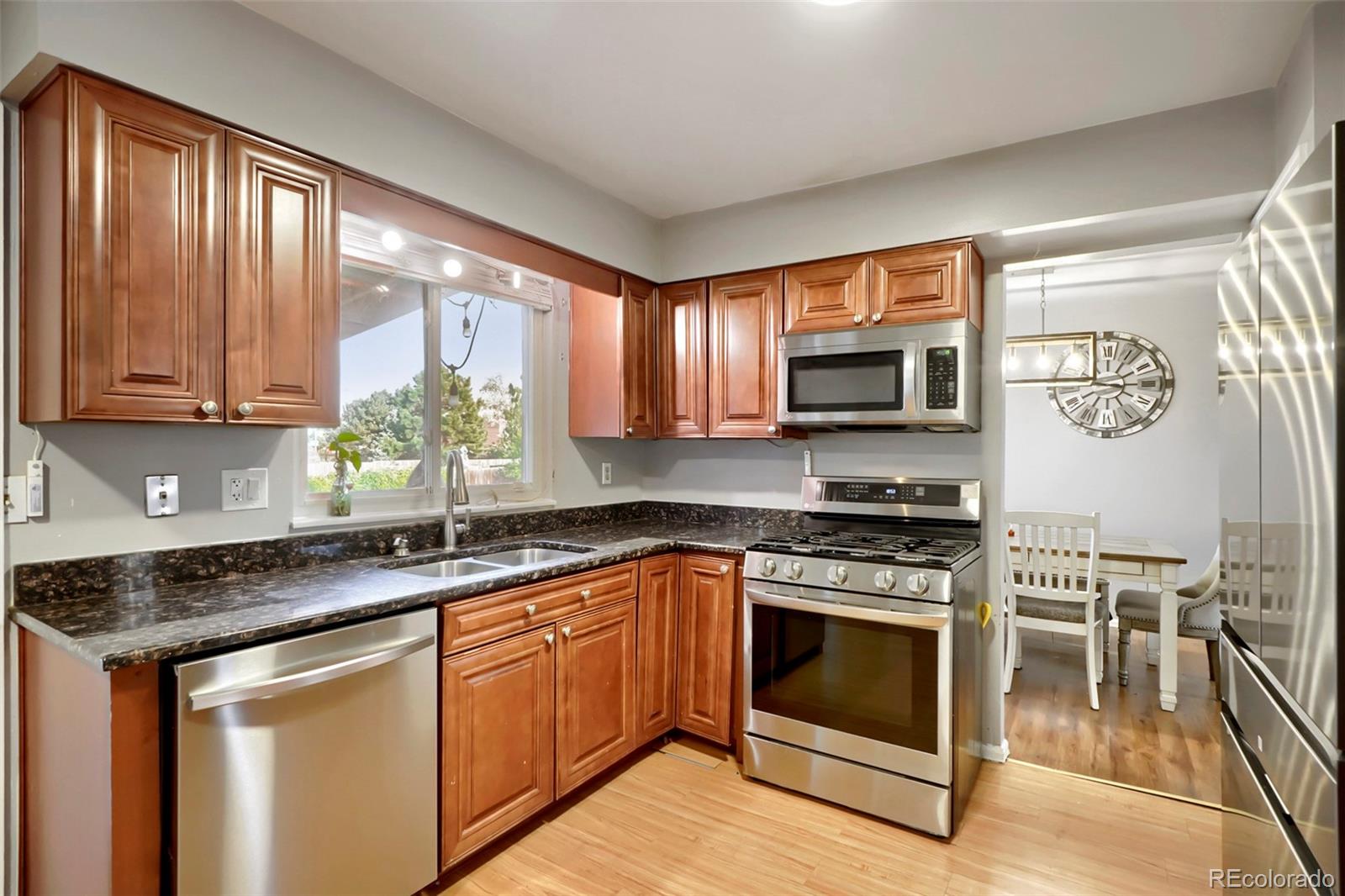 MLS Image #5 for 1082 s nucla street,aurora, Colorado