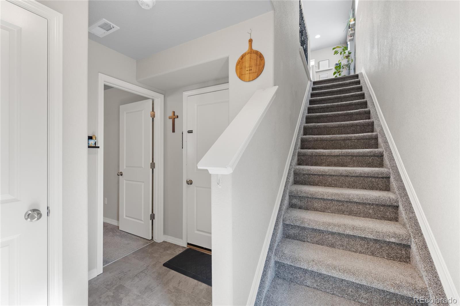 MLS Image #3 for 5234  aeroglide loop,colorado springs, Colorado