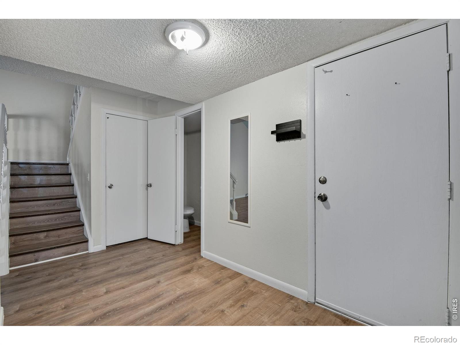 MLS Image #11 for 2630 s vaughn way,aurora, Colorado