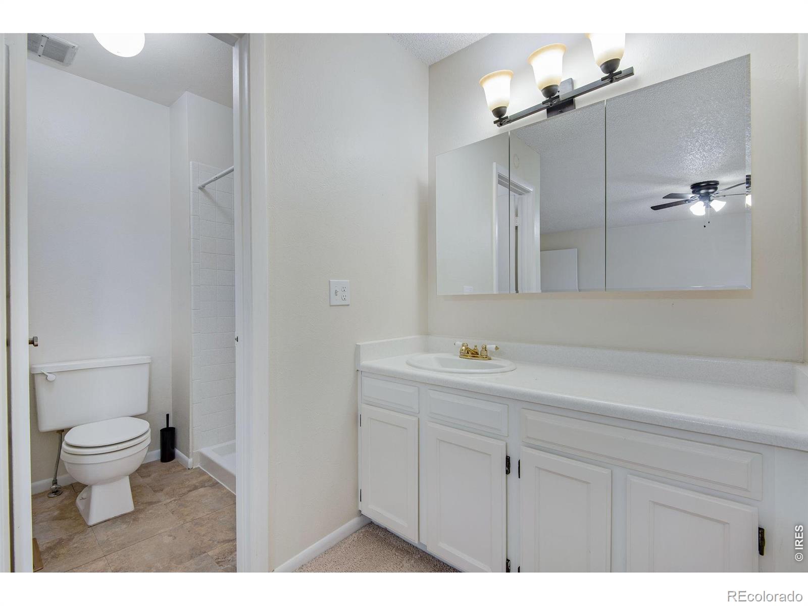 MLS Image #19 for 2630 s vaughn way,aurora, Colorado