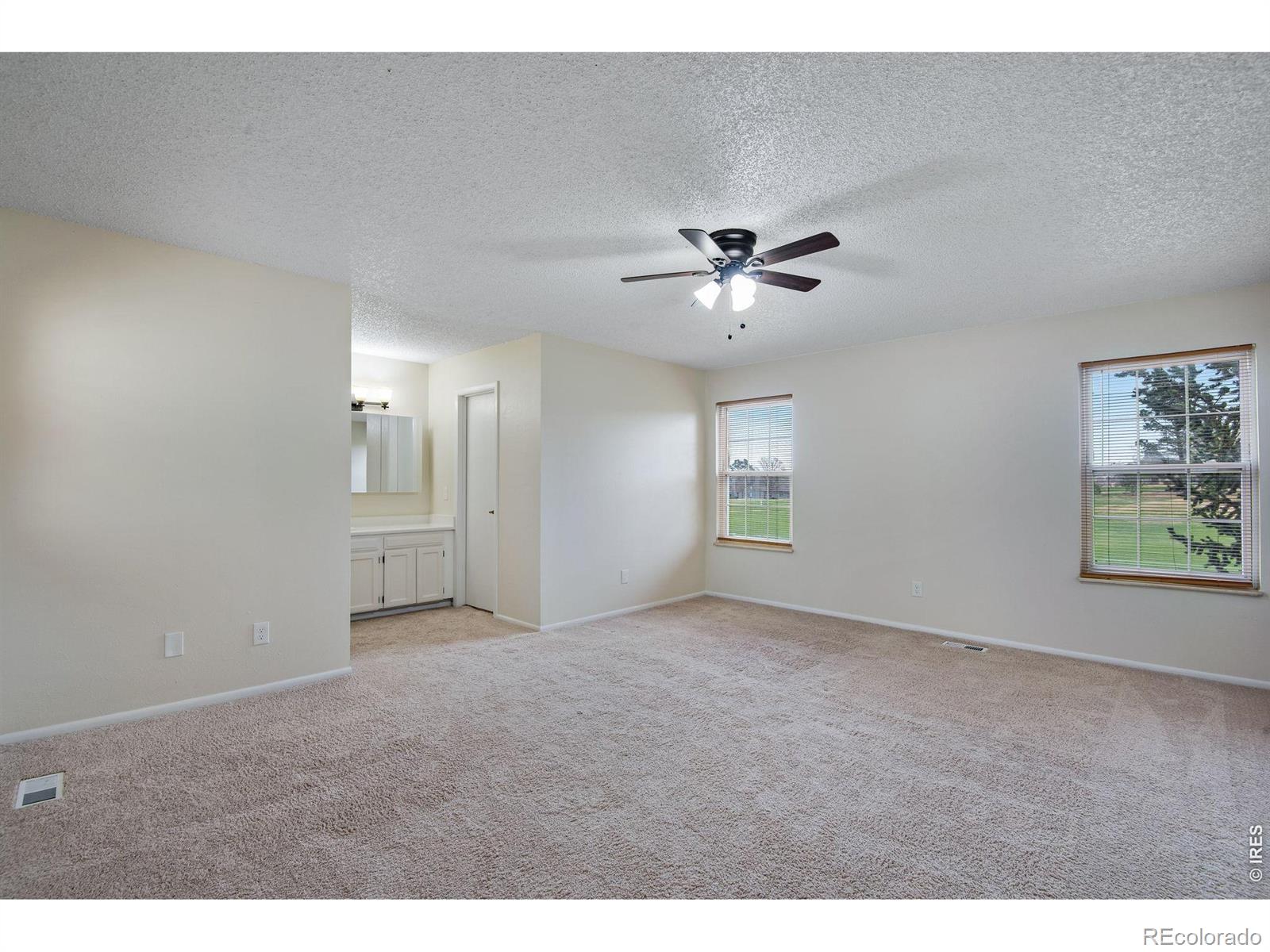 MLS Image #34 for 2630 s vaughn way,aurora, Colorado