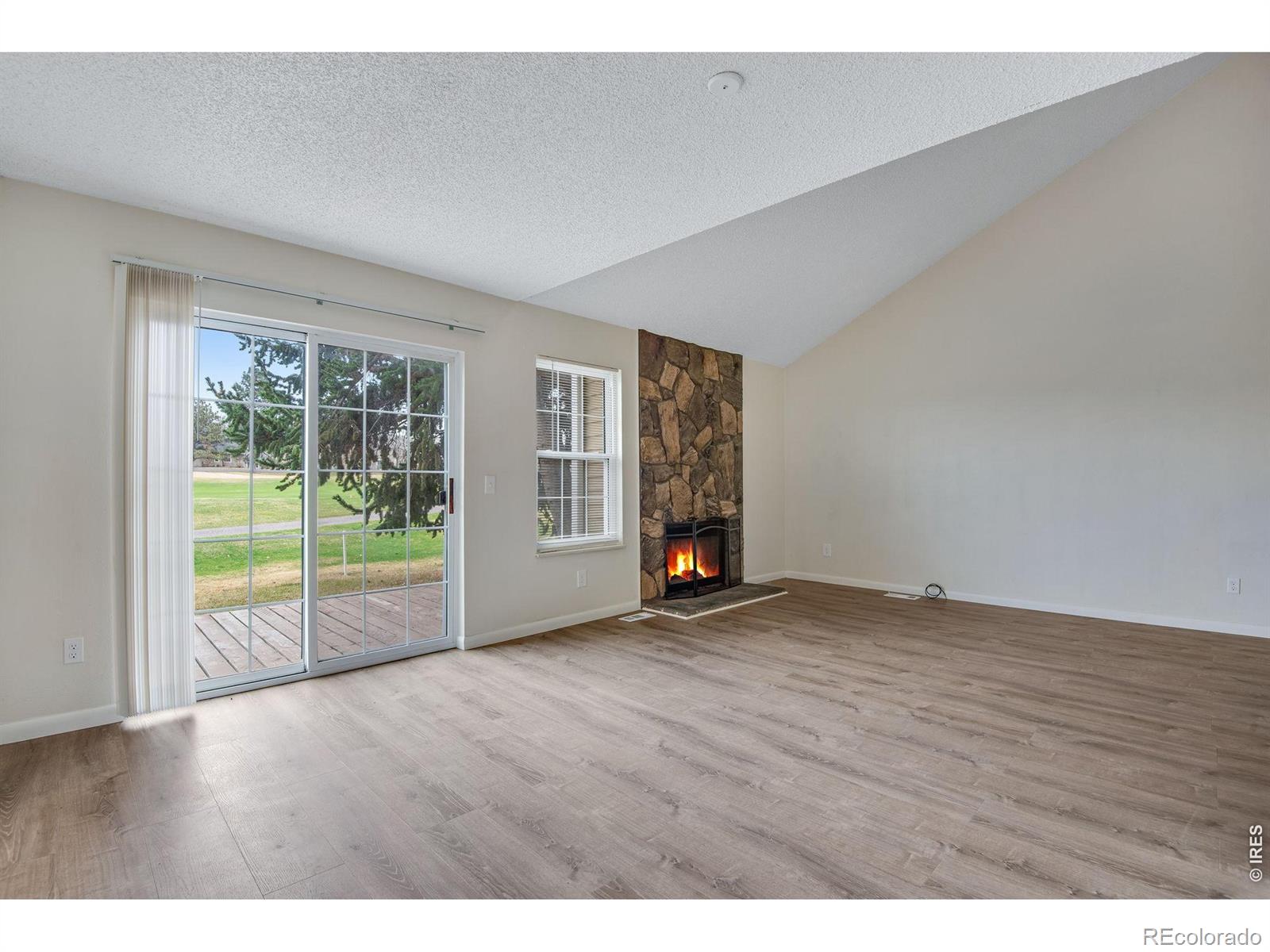 MLS Image #41 for 2630 s vaughn way,aurora, Colorado