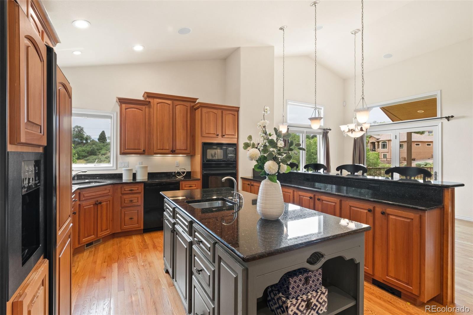 MLS Image #10 for 2425  mesa crest grove,colorado springs, Colorado