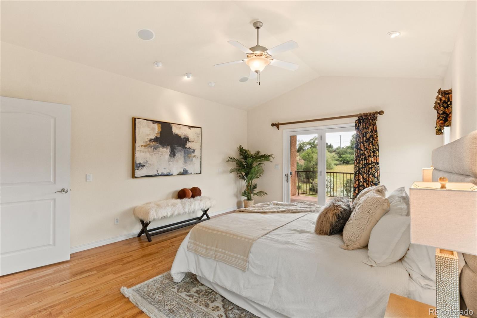 MLS Image #16 for 2425  mesa crest grove,colorado springs, Colorado