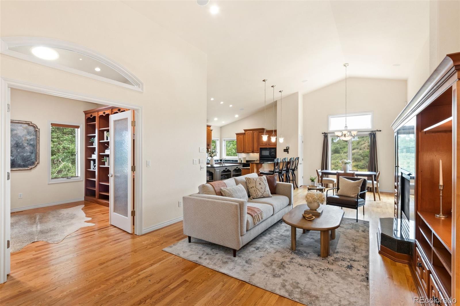 MLS Image #4 for 2425  mesa crest grove,colorado springs, Colorado