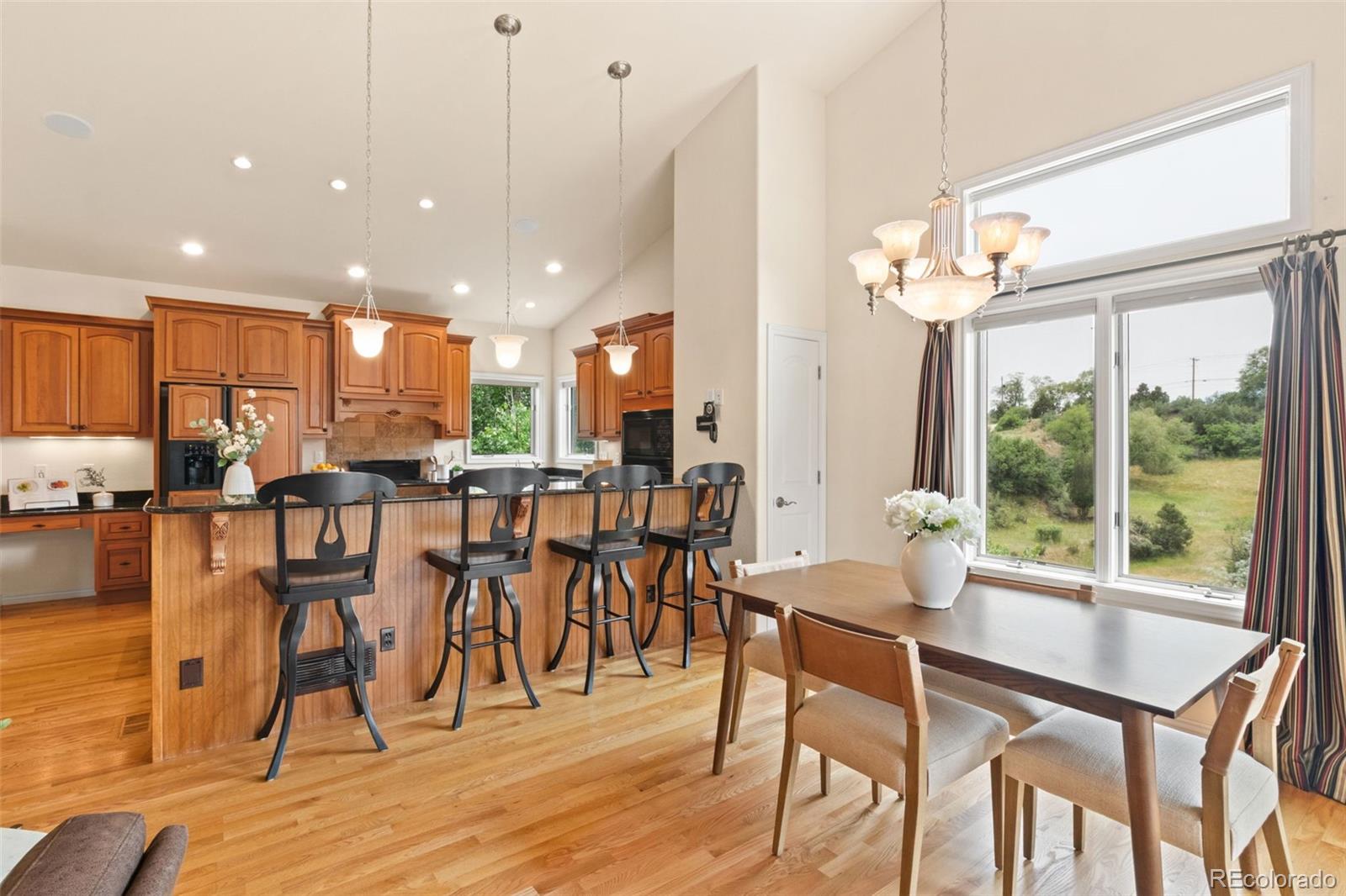 MLS Image #9 for 2425  mesa crest grove,colorado springs, Colorado
