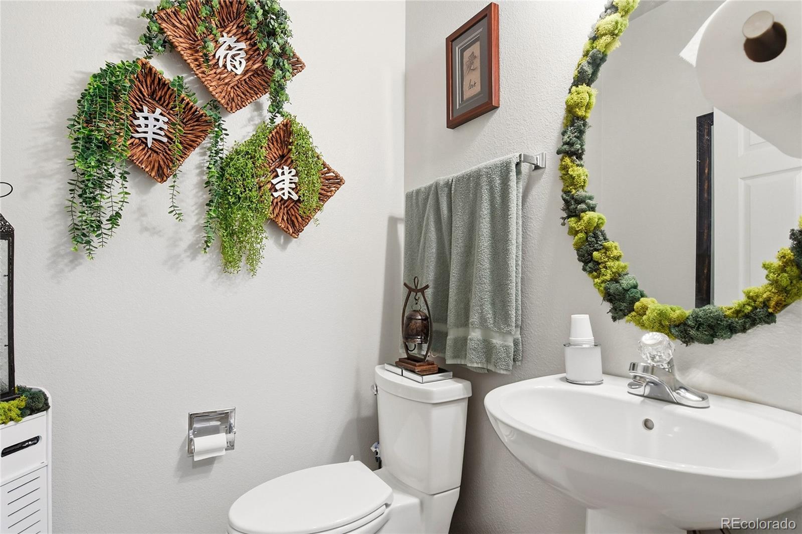 MLS Image #15 for 1483 s ulster street,denver, Colorado