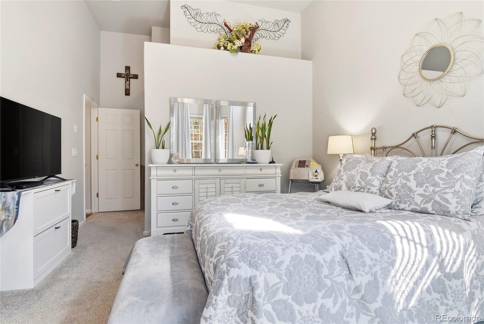 MLS Image #18 for 1483 s ulster street,denver, Colorado