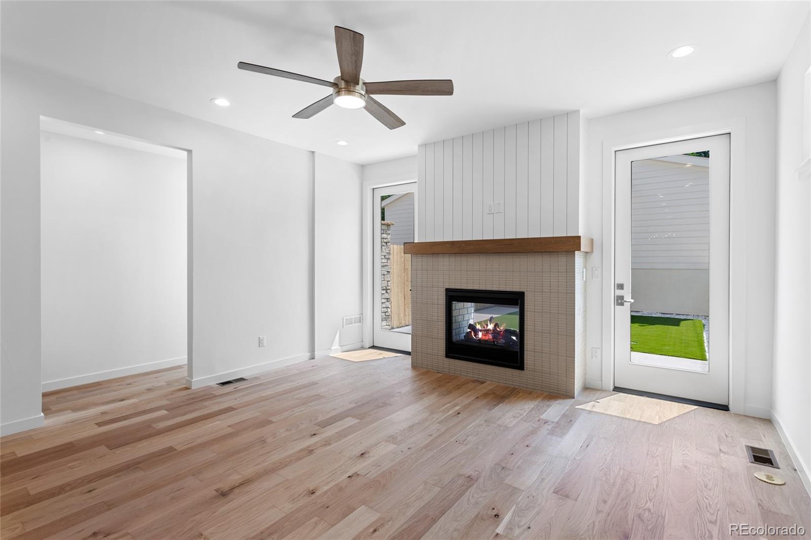 MLS Image #3 for 2160 s grant street,denver, Colorado