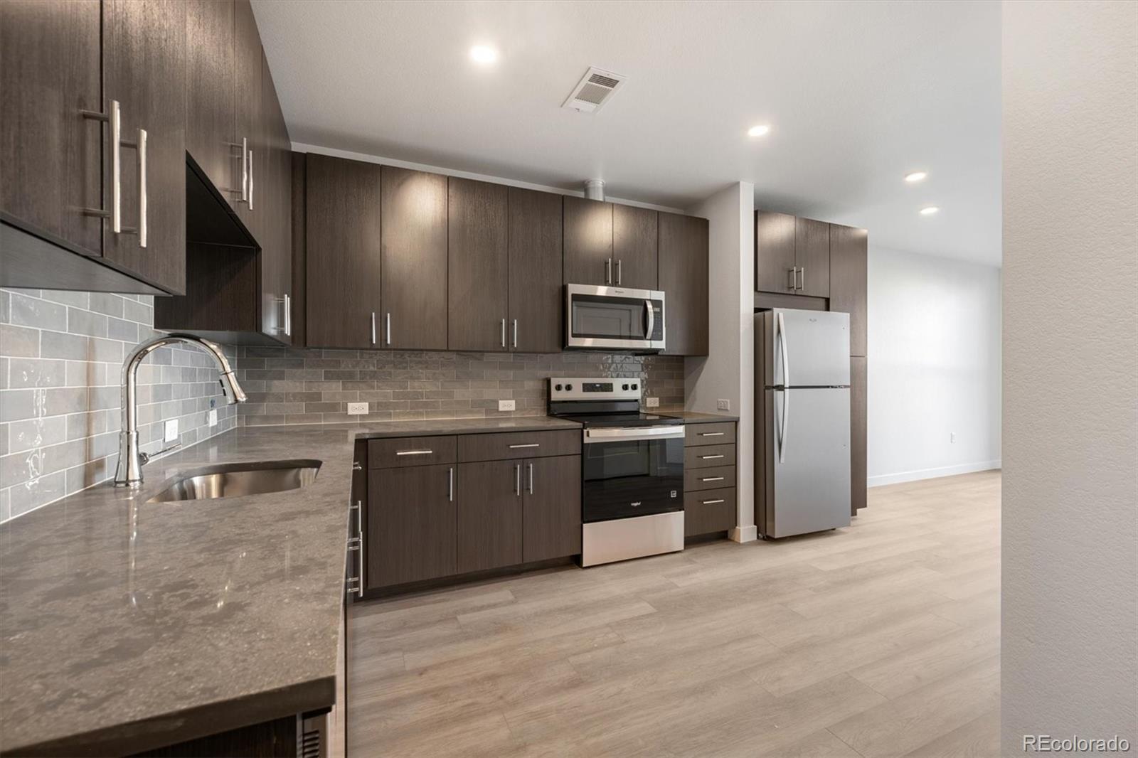 MLS Image #4 for 639  29th street,denver, Colorado