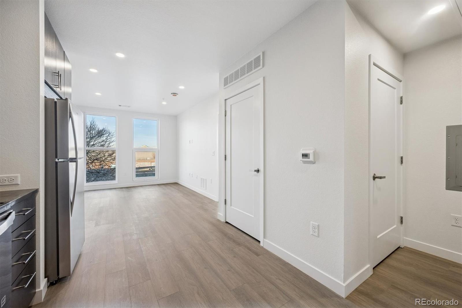 MLS Image #5 for 639  29th street,denver, Colorado