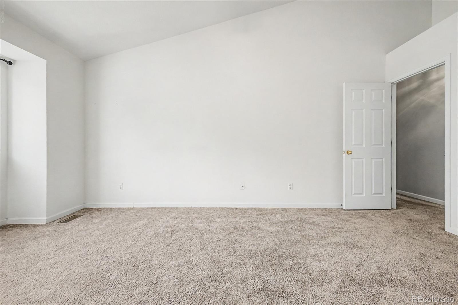 MLS Image #18 for 12212  bannock circle,denver, Colorado