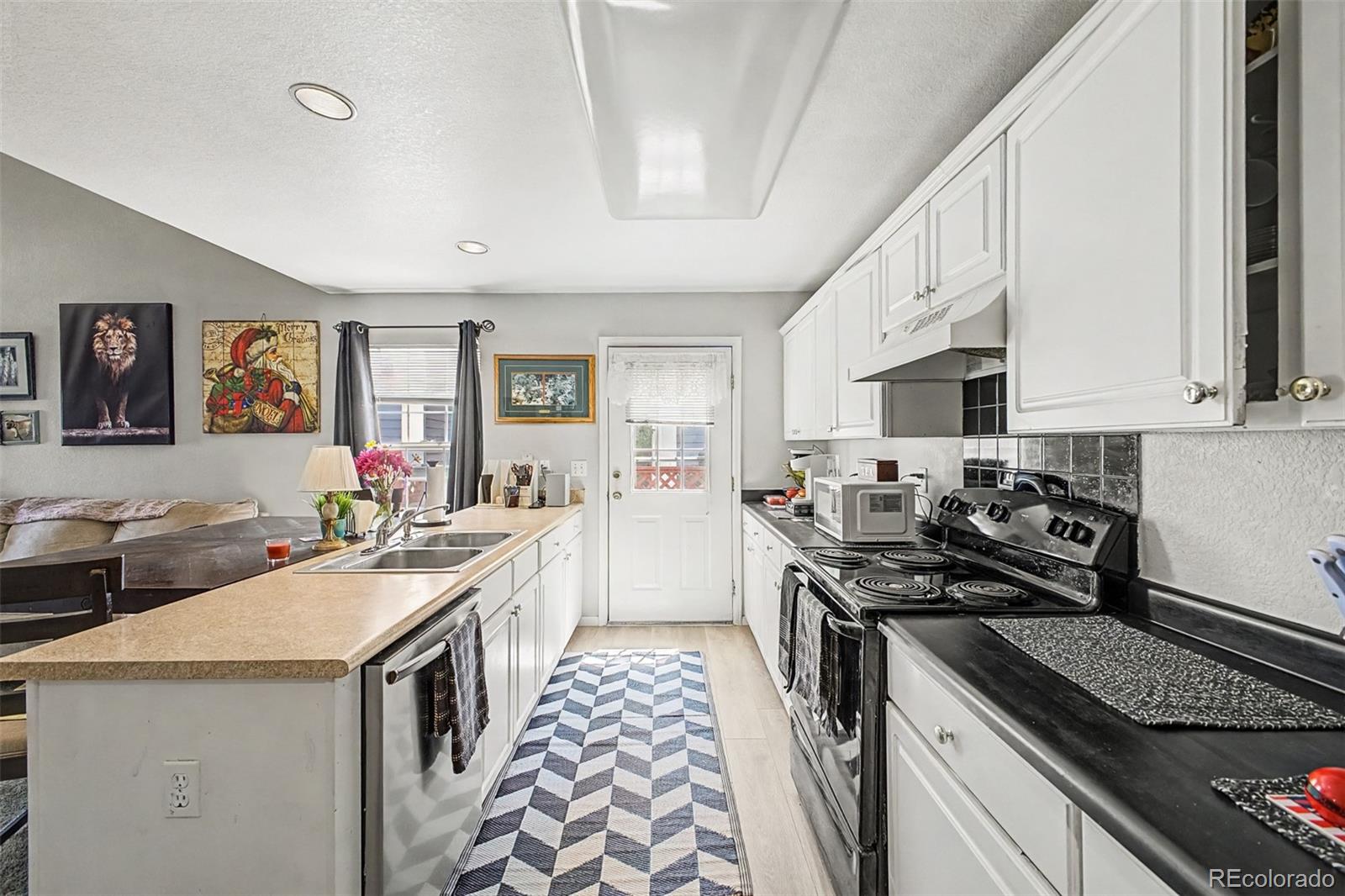 MLS Image #7 for 12212  bannock circle,denver, Colorado