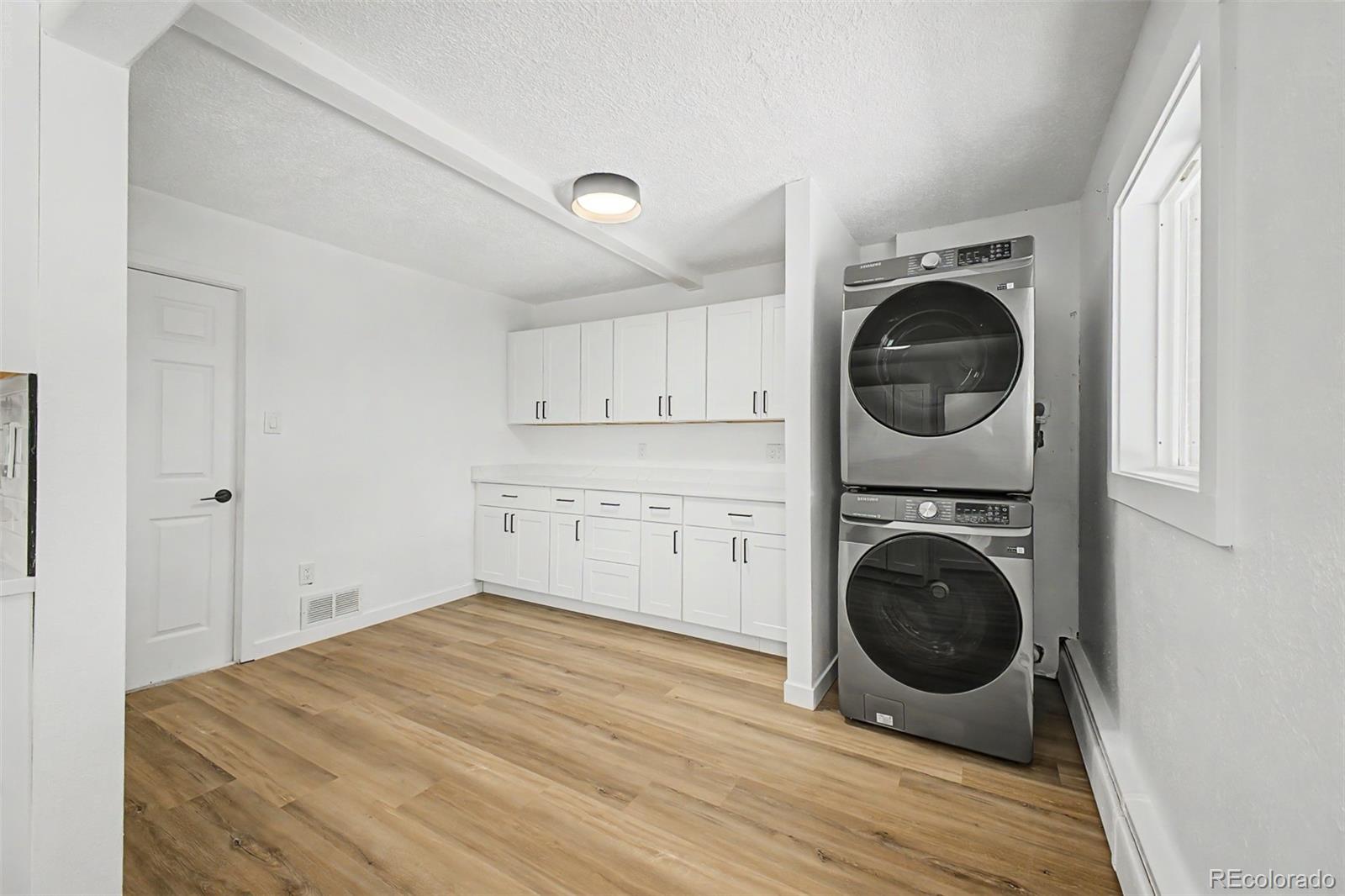 MLS Image #9 for 2318 s perry street,denver, Colorado