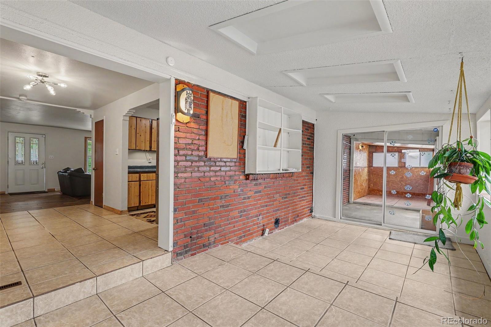 MLS Image #12 for 933  nelson street,lakewood, Colorado