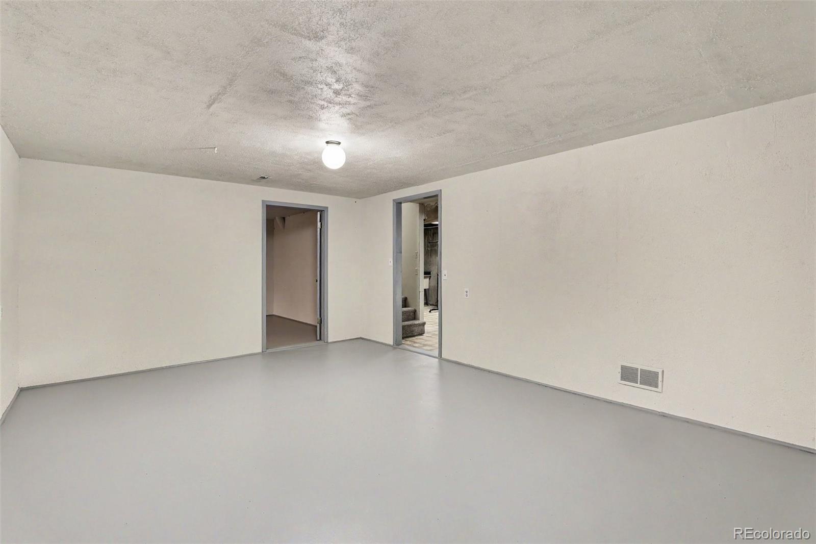 MLS Image #21 for 933  nelson street,lakewood, Colorado