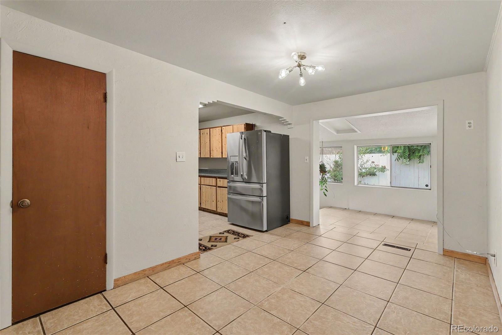 MLS Image #7 for 933  nelson street,lakewood, Colorado