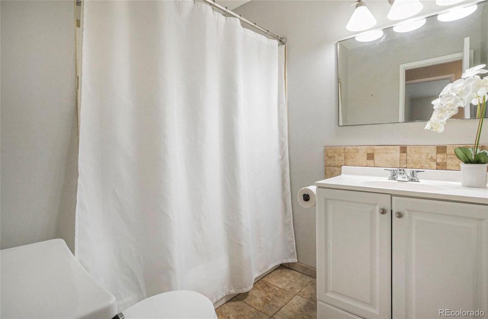 MLS Image #8 for 5573 s lowell boulevard,littleton, Colorado