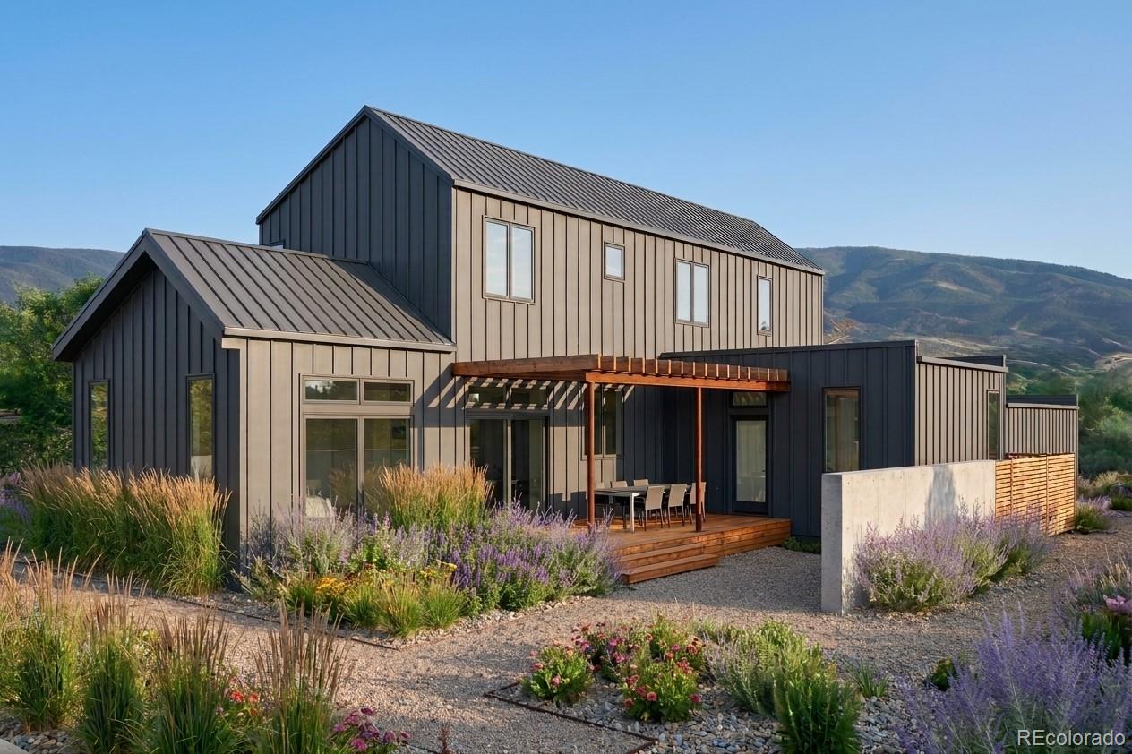 MLS Image #1 for 916  crestone avenue,salida, Colorado