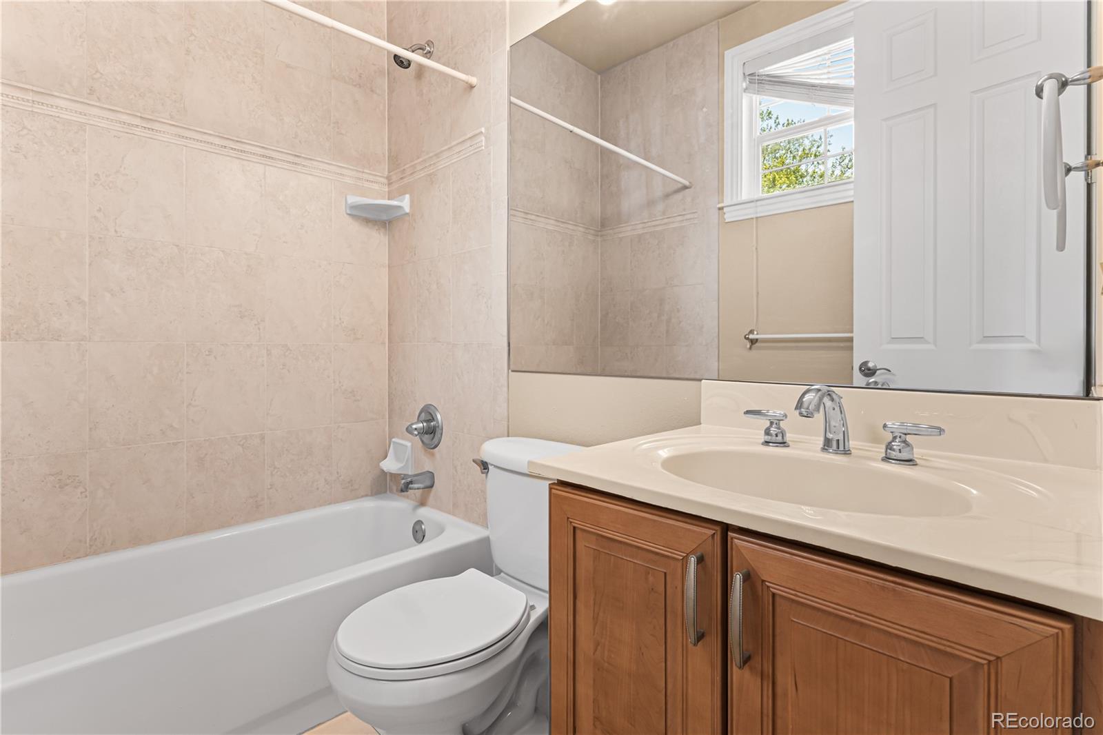 MLS Image #23 for 2353 n washington street,denver, Colorado