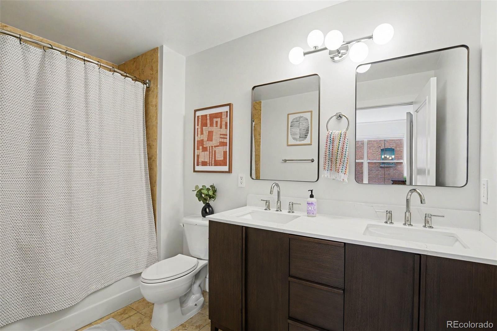 MLS Image #17 for 1975 n grant street 311,denver, Colorado