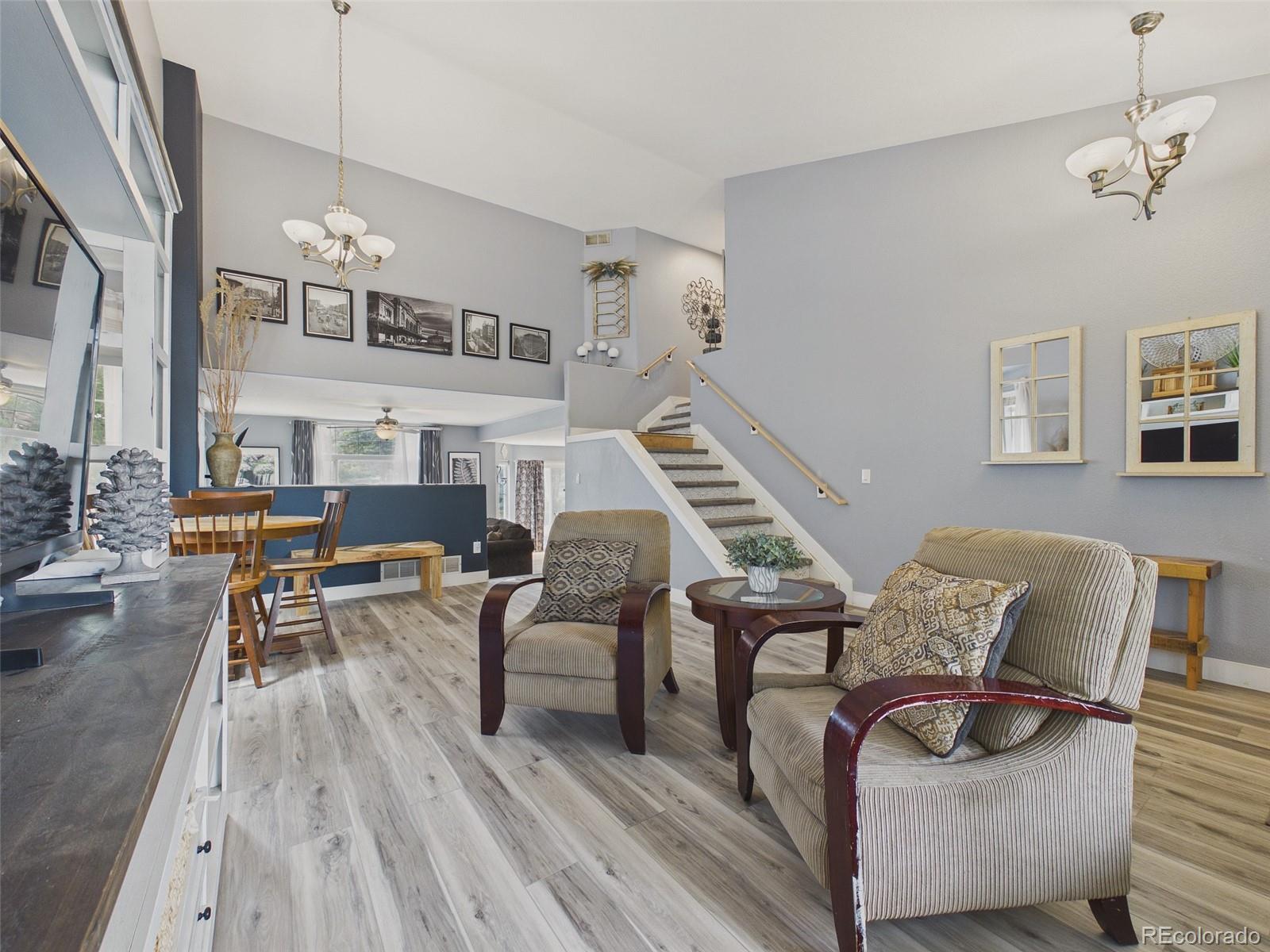 MLS Image #4 for 24734 e gunnison drive,aurora, Colorado