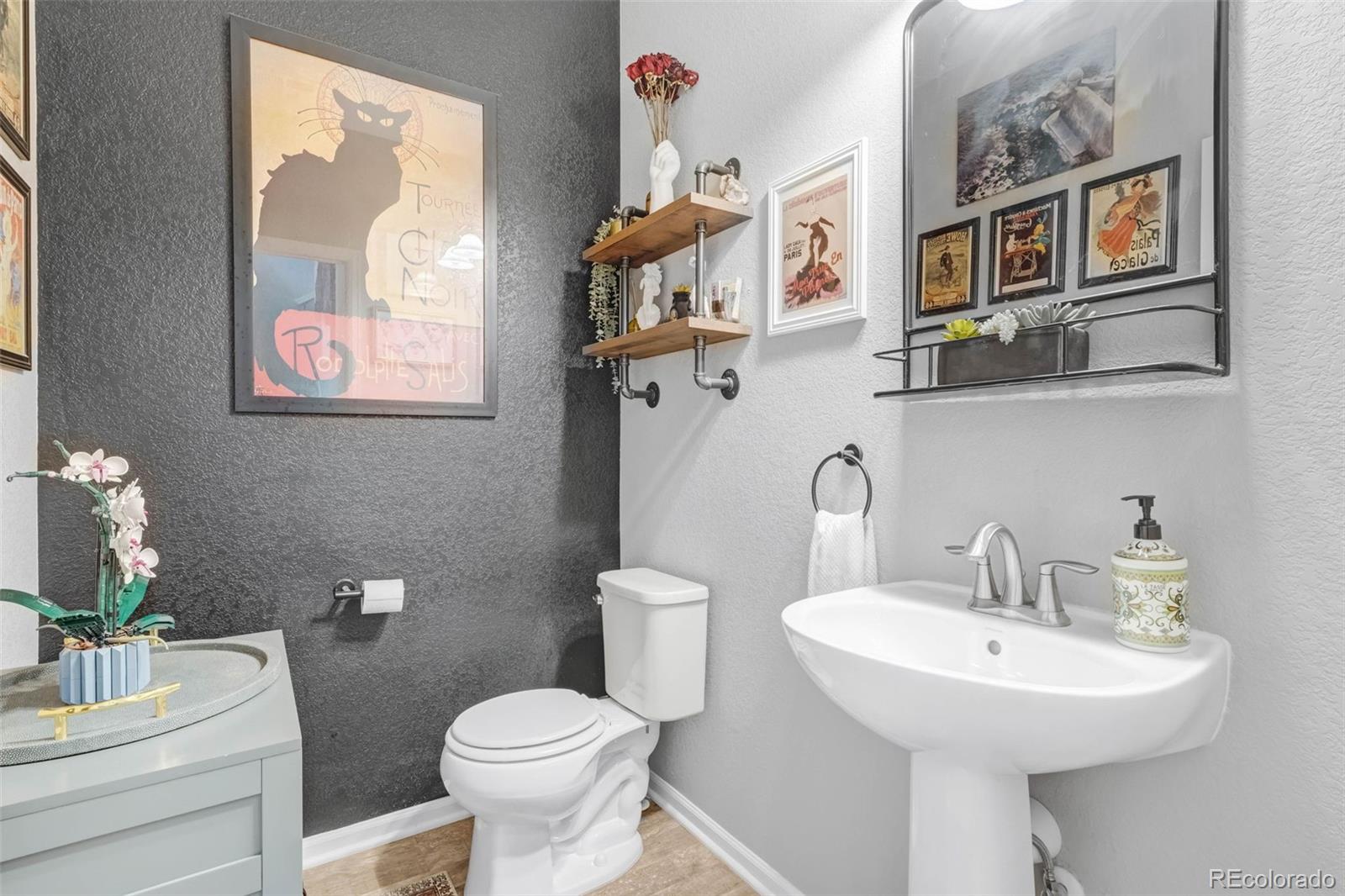 MLS Image #8 for 1218 s clinton street,denver, Colorado