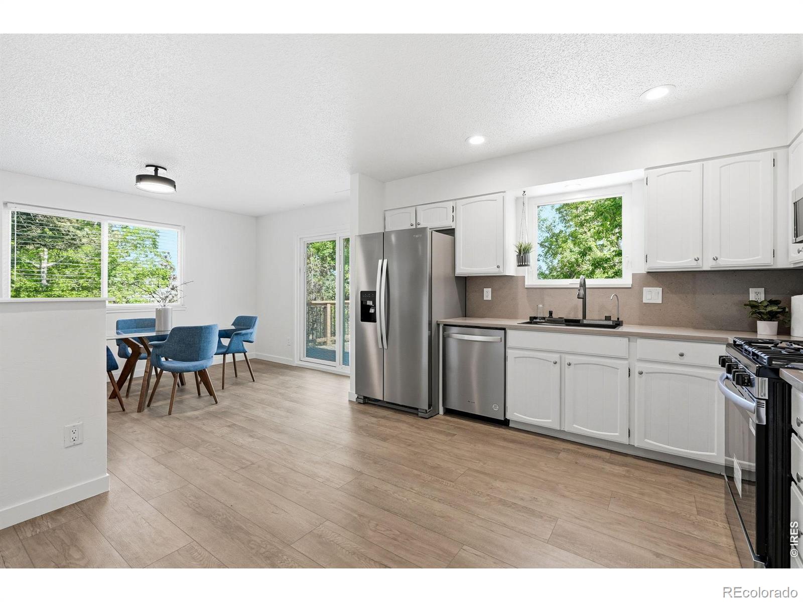 MLS Image #8 for 3525  lakeview circle,longmont, Colorado