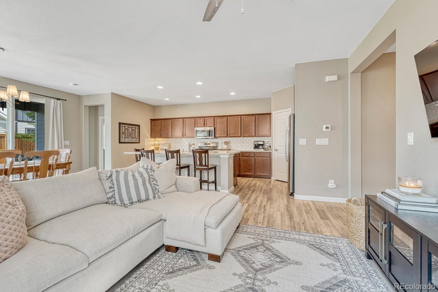 MLS Image #14 for 27859 e 7th place,aurora, Colorado