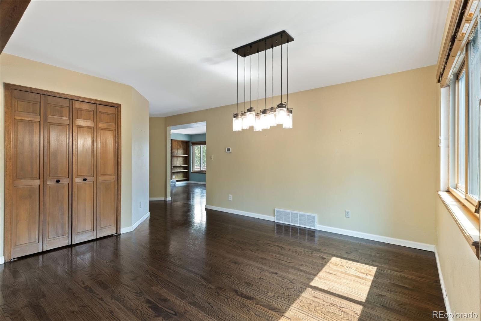 MLS Image #10 for 5115  farthing drive,colorado springs, Colorado