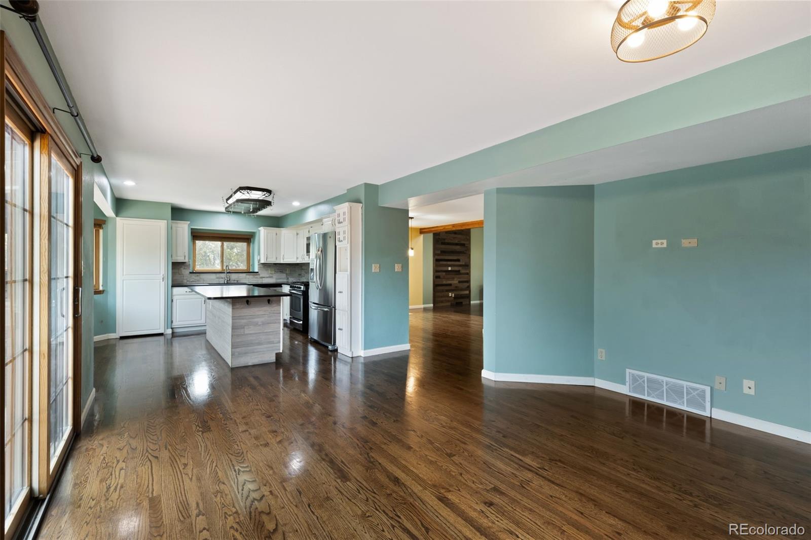 MLS Image #13 for 5115  farthing drive,colorado springs, Colorado