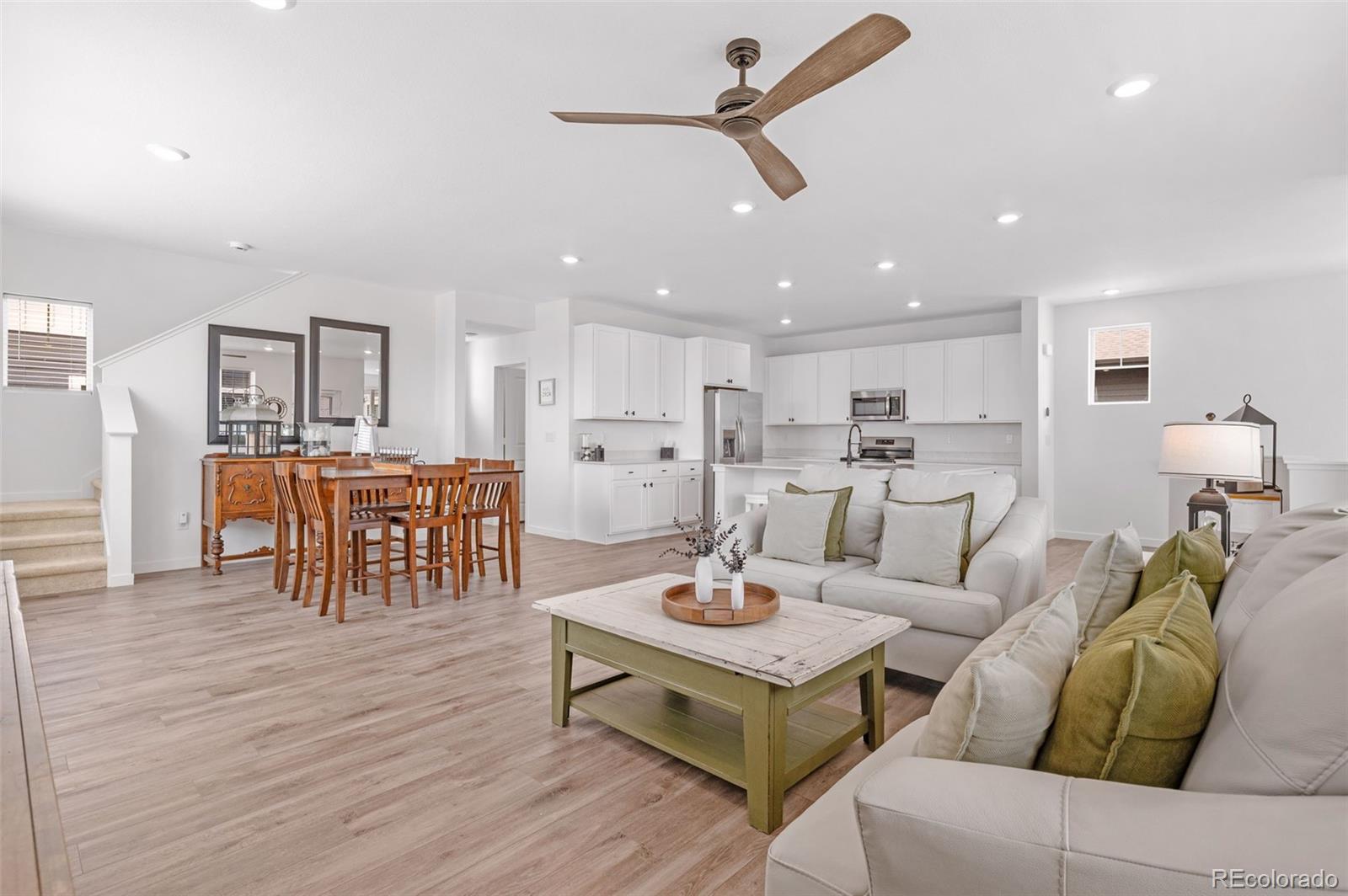 MLS Image #15 for 1982 s fultondale court,aurora, Colorado