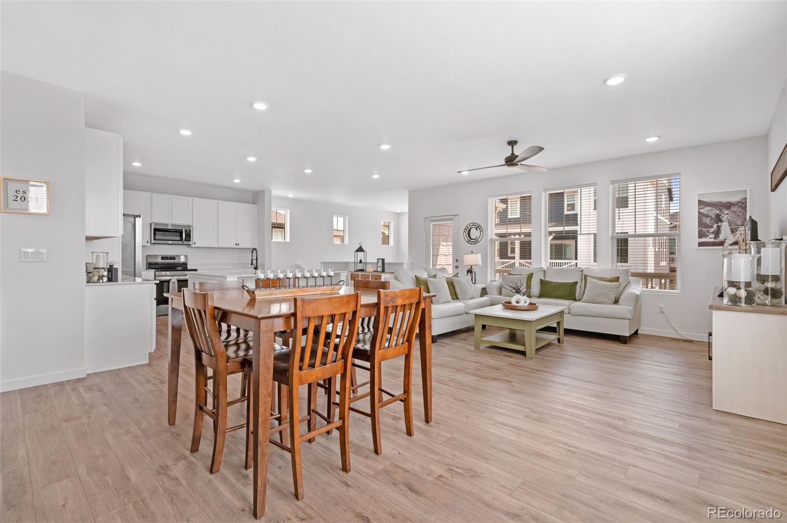 MLS Image #16 for 1982 s fultondale court,aurora, Colorado