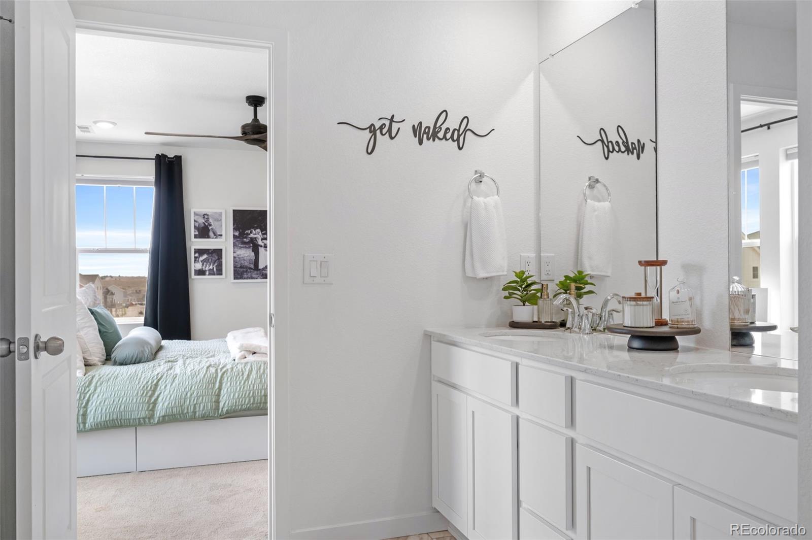 MLS Image #22 for 1982 s fultondale court,aurora, Colorado