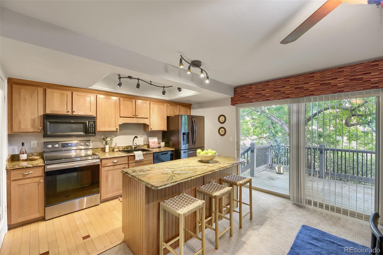 MLS Image #10 for 12687 e bates circle,aurora, Colorado
