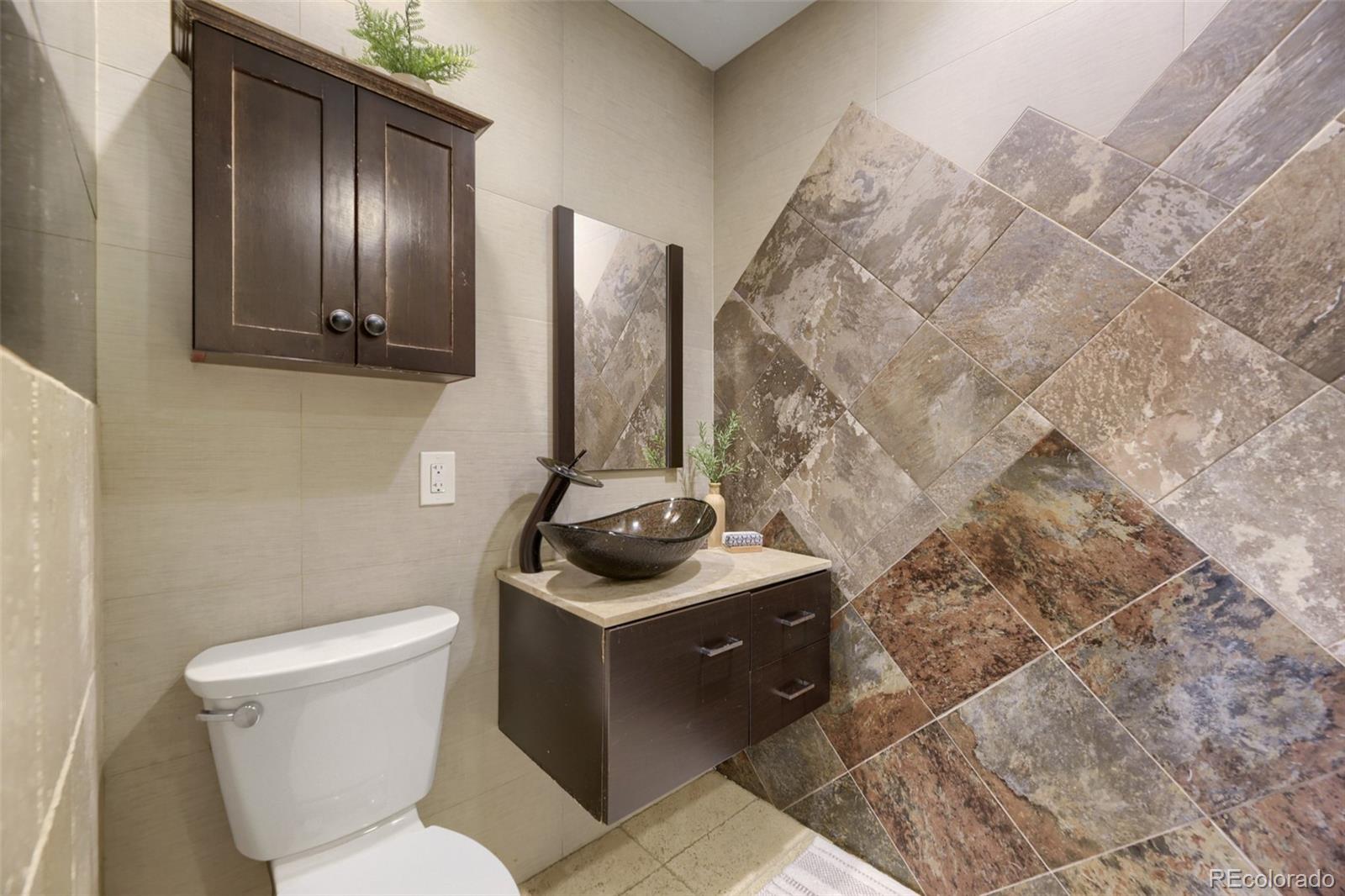 MLS Image #15 for 12687 e bates circle,aurora, Colorado
