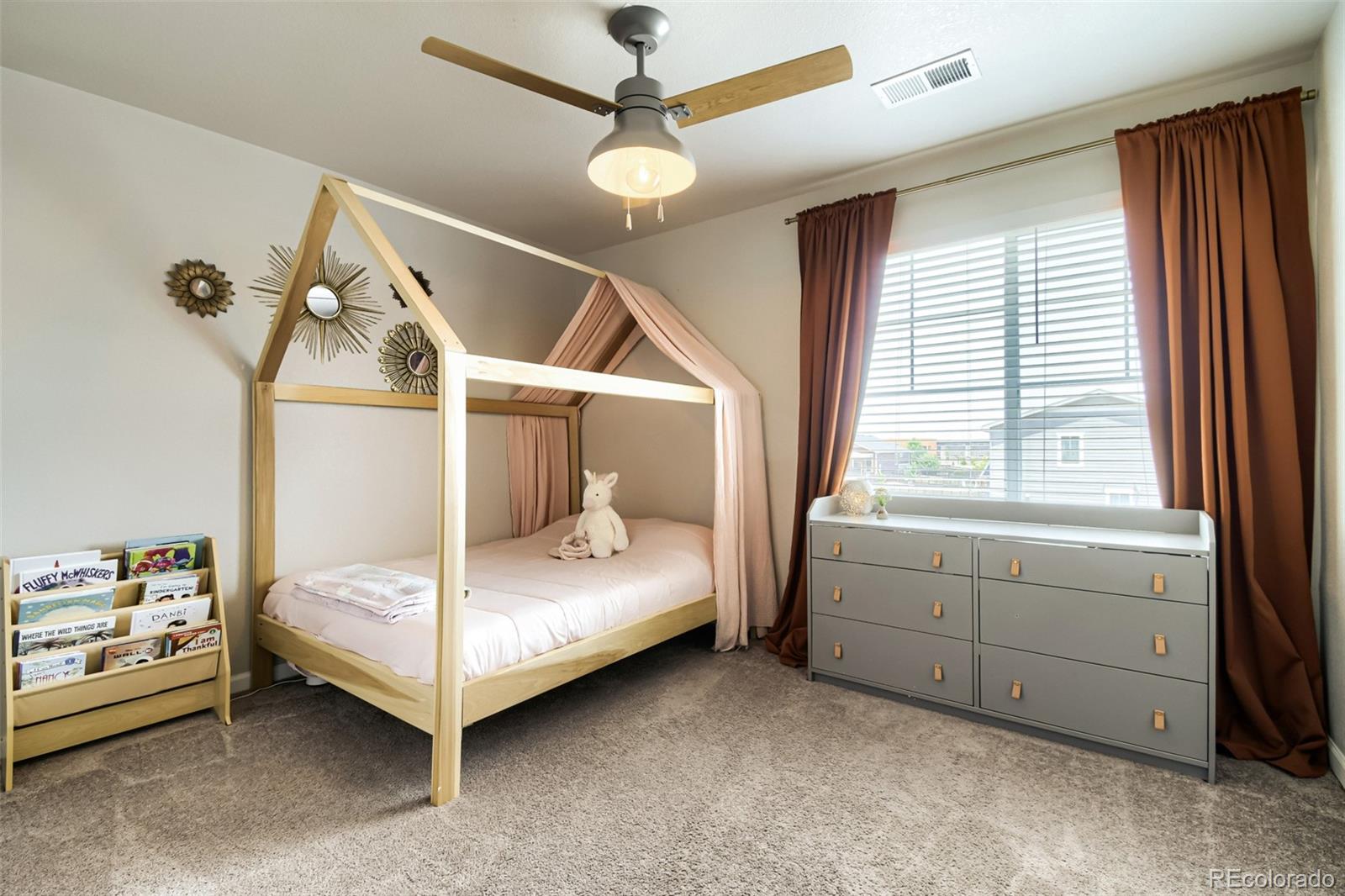 MLS Image #16 for 27104 e archer avenue,aurora, Colorado