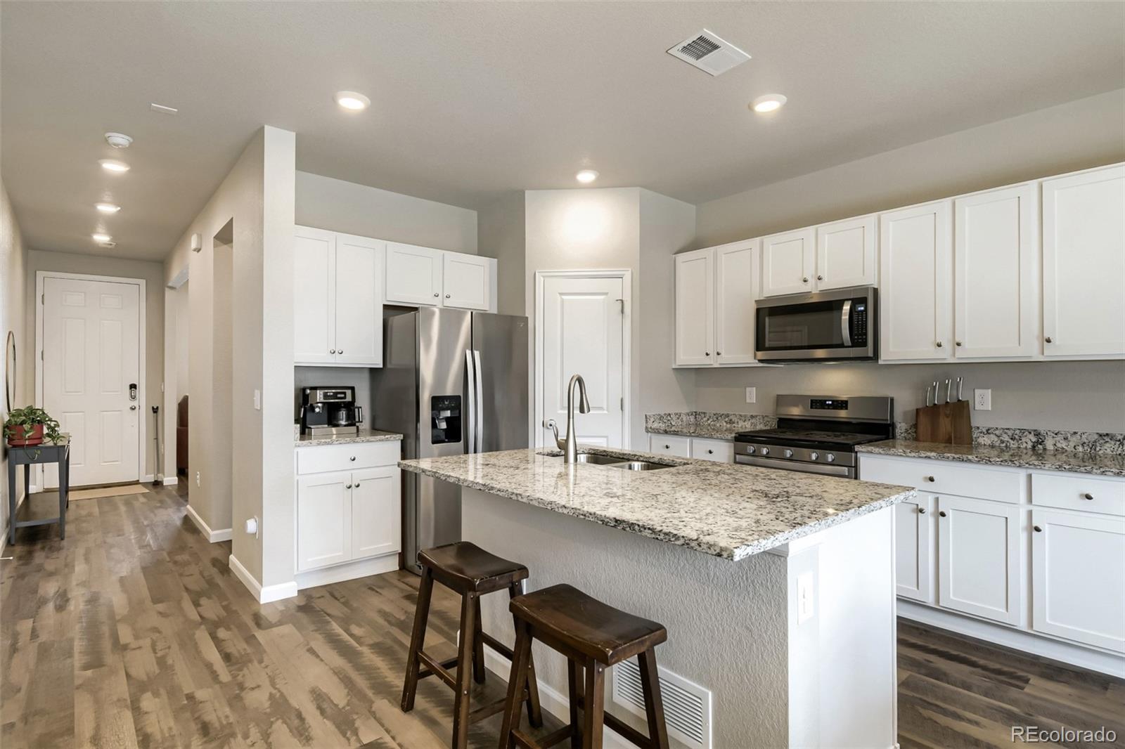 MLS Image #8 for 27104 e archer avenue,aurora, Colorado