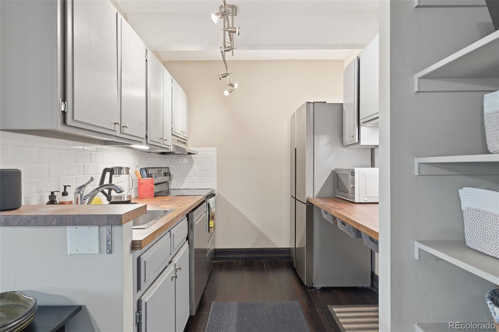 MLS Image #10 for 1255 n ogden street,denver, Colorado