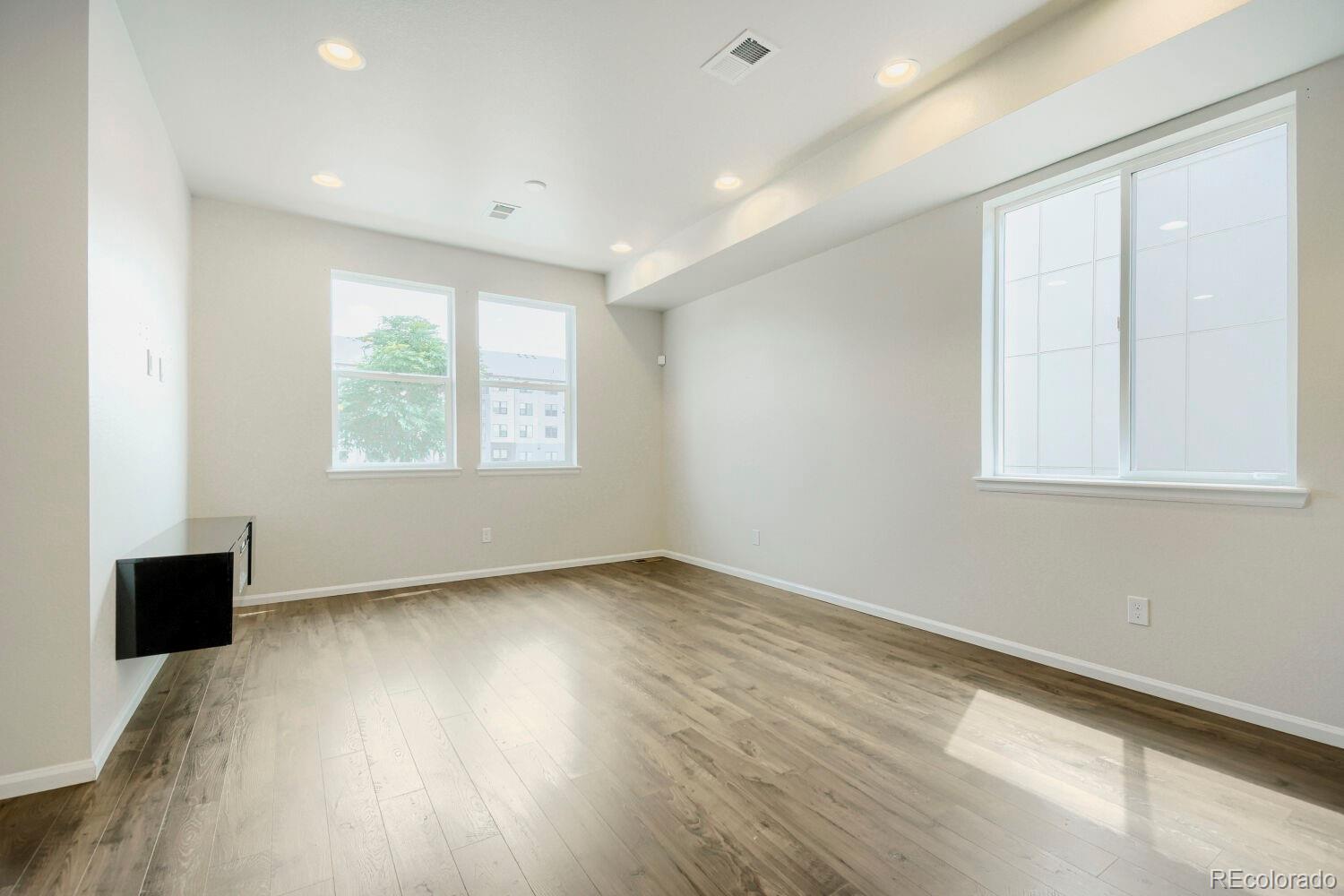MLS Image #2 for 19007 e 64th avenue,denver, Colorado