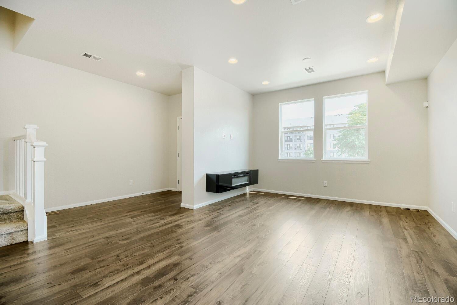 MLS Image #3 for 19007 e 64th avenue,denver, Colorado