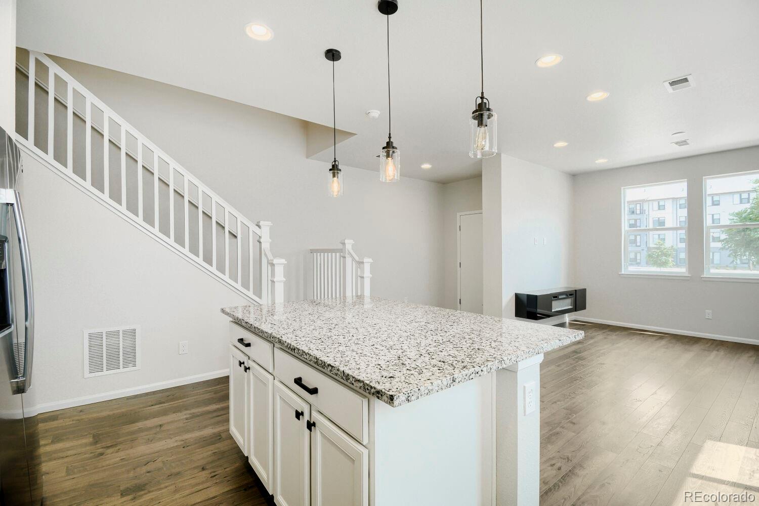 MLS Image #9 for 19007 e 64th avenue,denver, Colorado