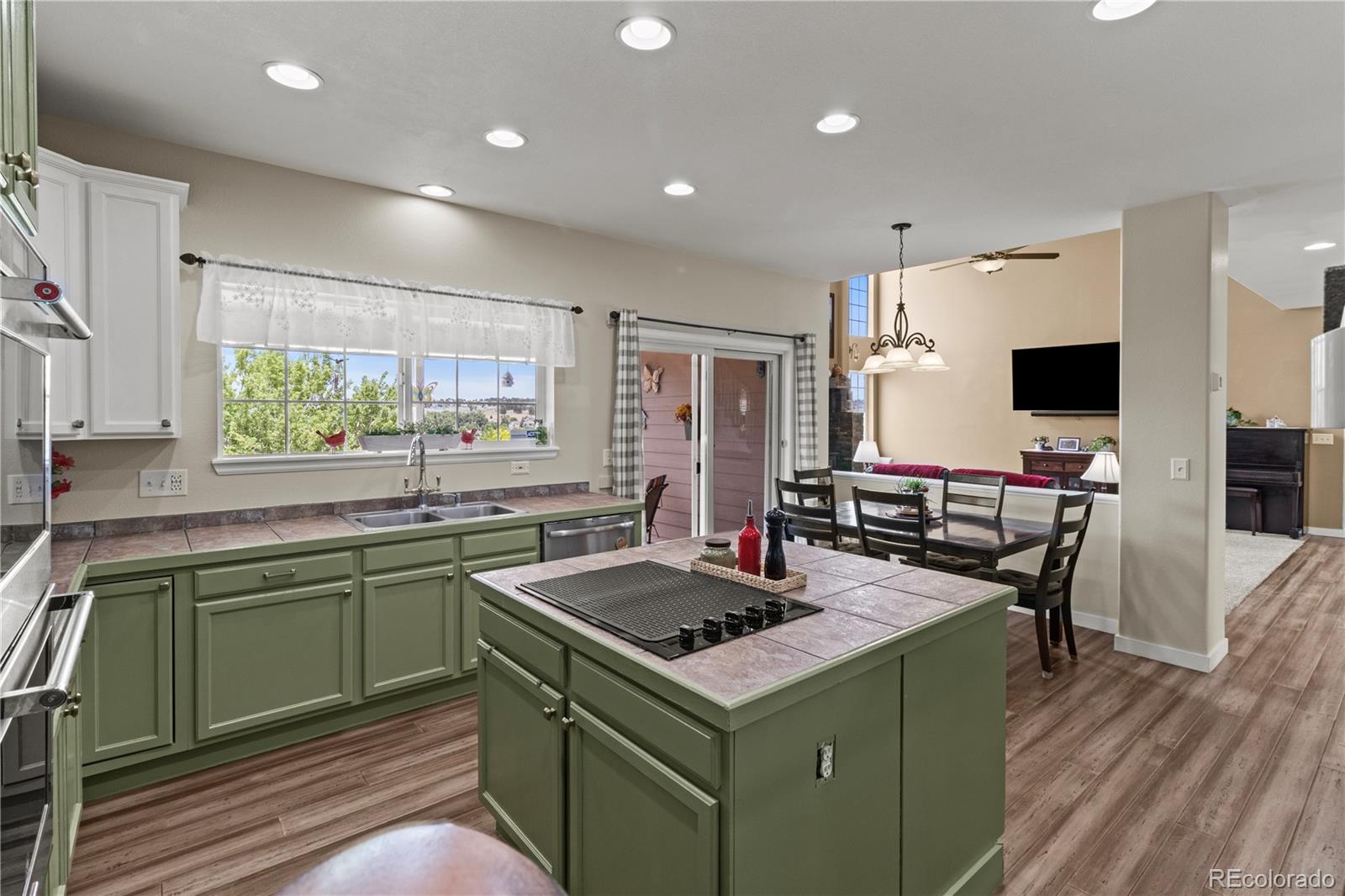 MLS Image #10 for 22181  pebble brook lane,parker, Colorado