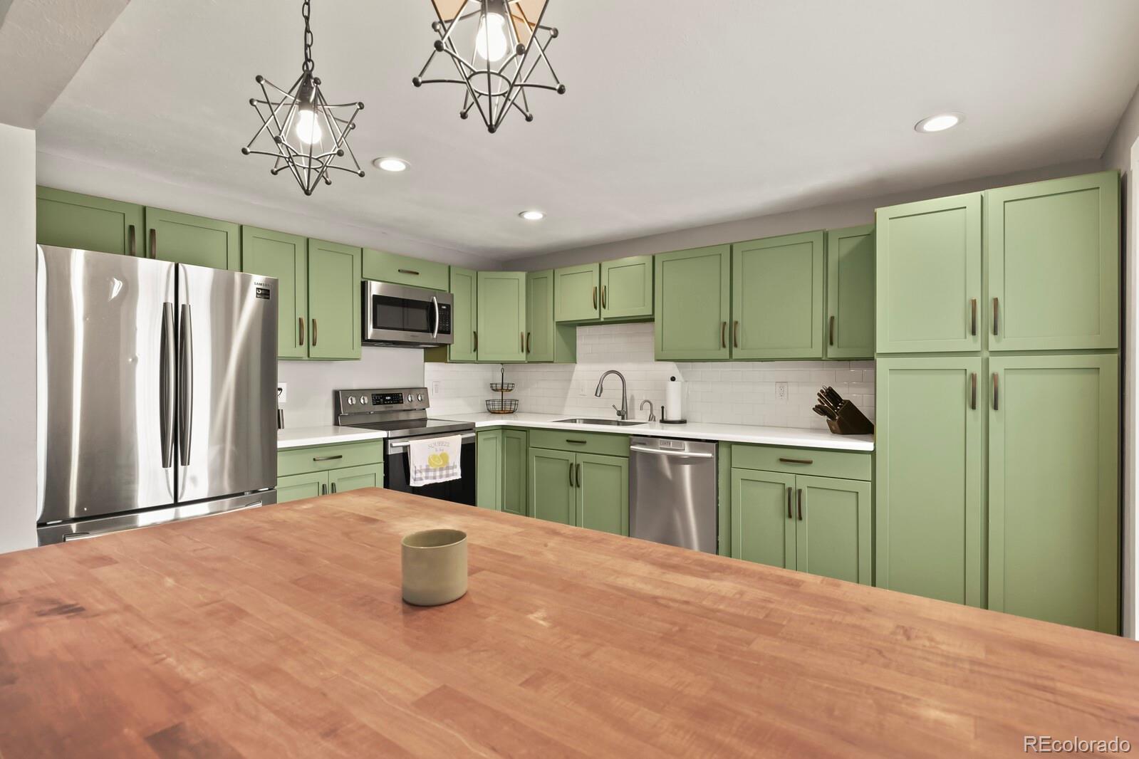 MLS Image #11 for 7583 w euclid drive,littleton, Colorado