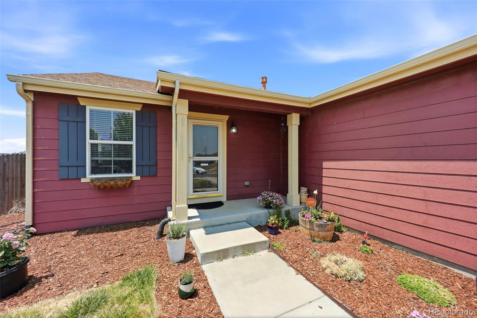 MLS Image #3 for 923  stagecoach avenue,brighton, Colorado